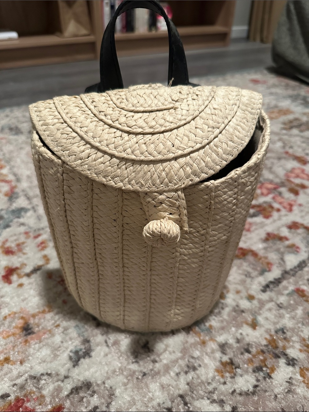Woven Straw Bucket Bag in Natural Cream